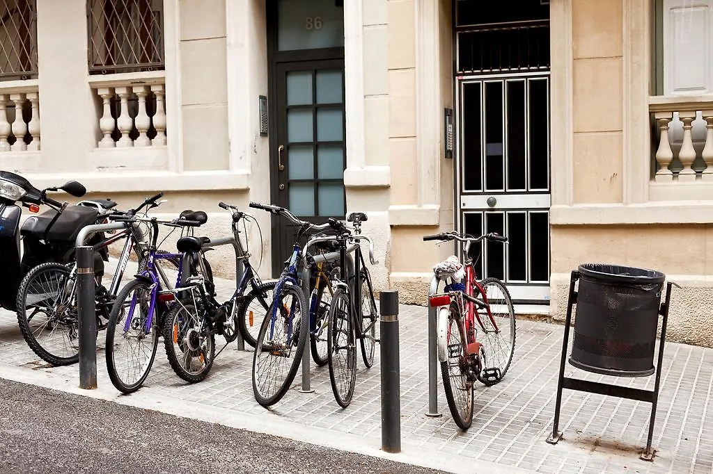 Piso En Poblesec Lejlighed Barcelona Spanien